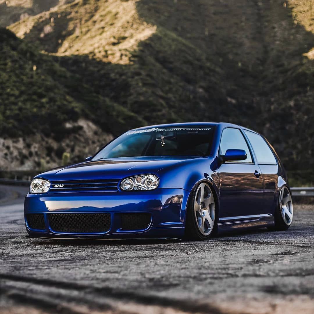 Blue VW Mk4 GTI