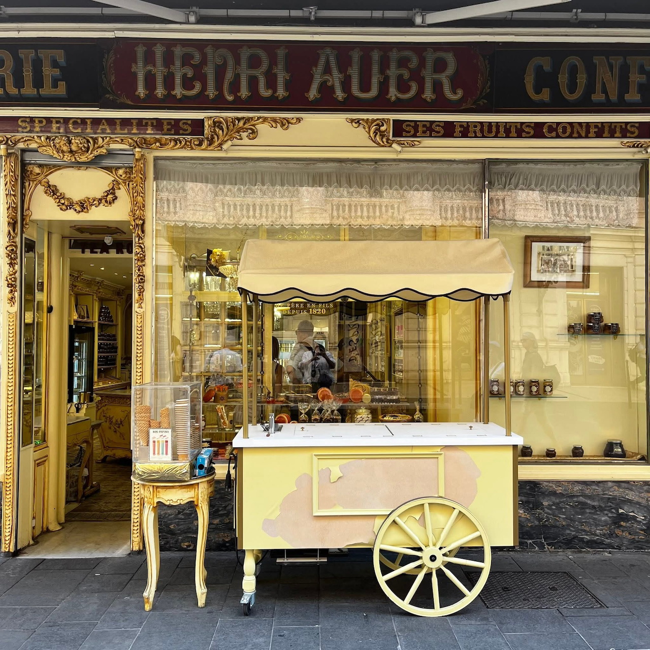 Henri Auer Confiserie
