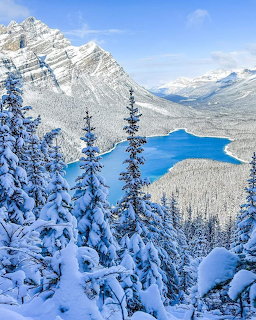 Peyto Lake Winter Canada