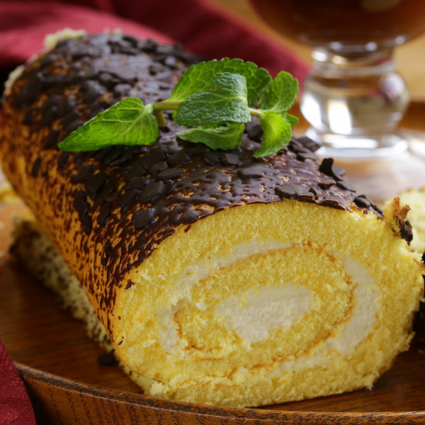 Chocolate Chip Cake Roll