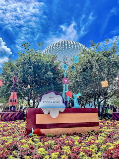 Spaceship Earth Epcot Garden