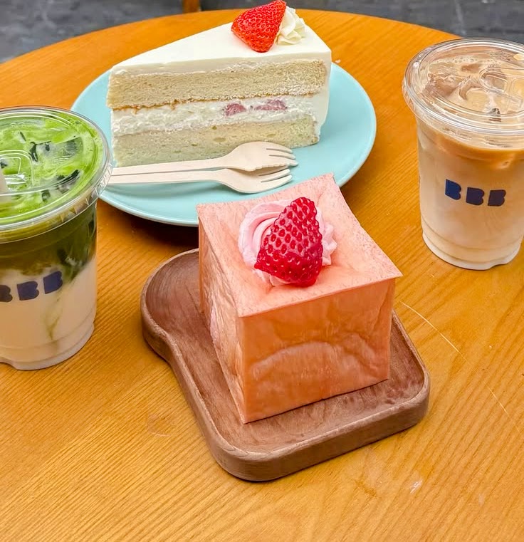 Strawberry Cake and Drinks