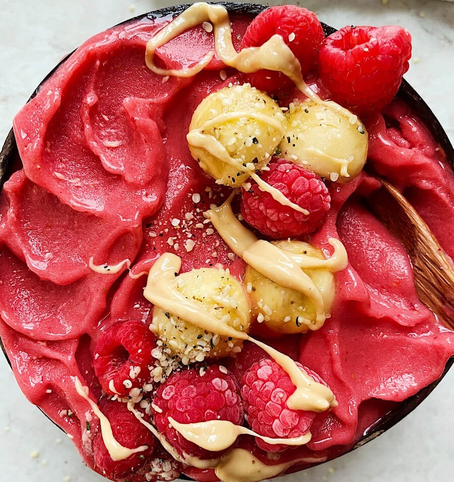Strawberry Smoothie Bowl