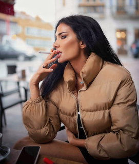 Cris Olivieri Smoking
