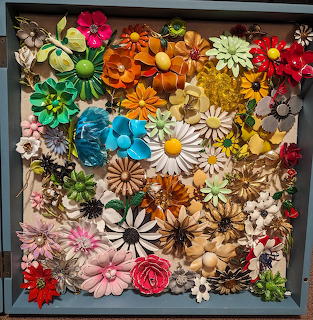 Bright Flower Brooches Collection