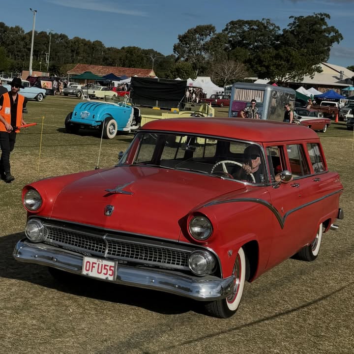 Vintage Red Wagon