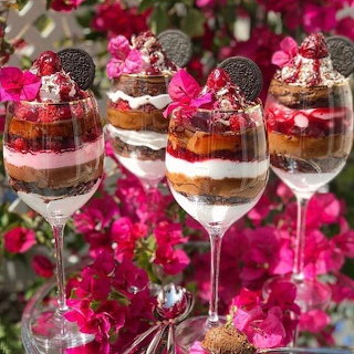 Layered Dessert Parfaits