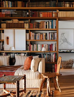 Cozy Living Room Bookshelf