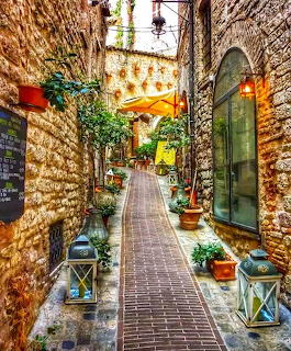 Italian Village Lane