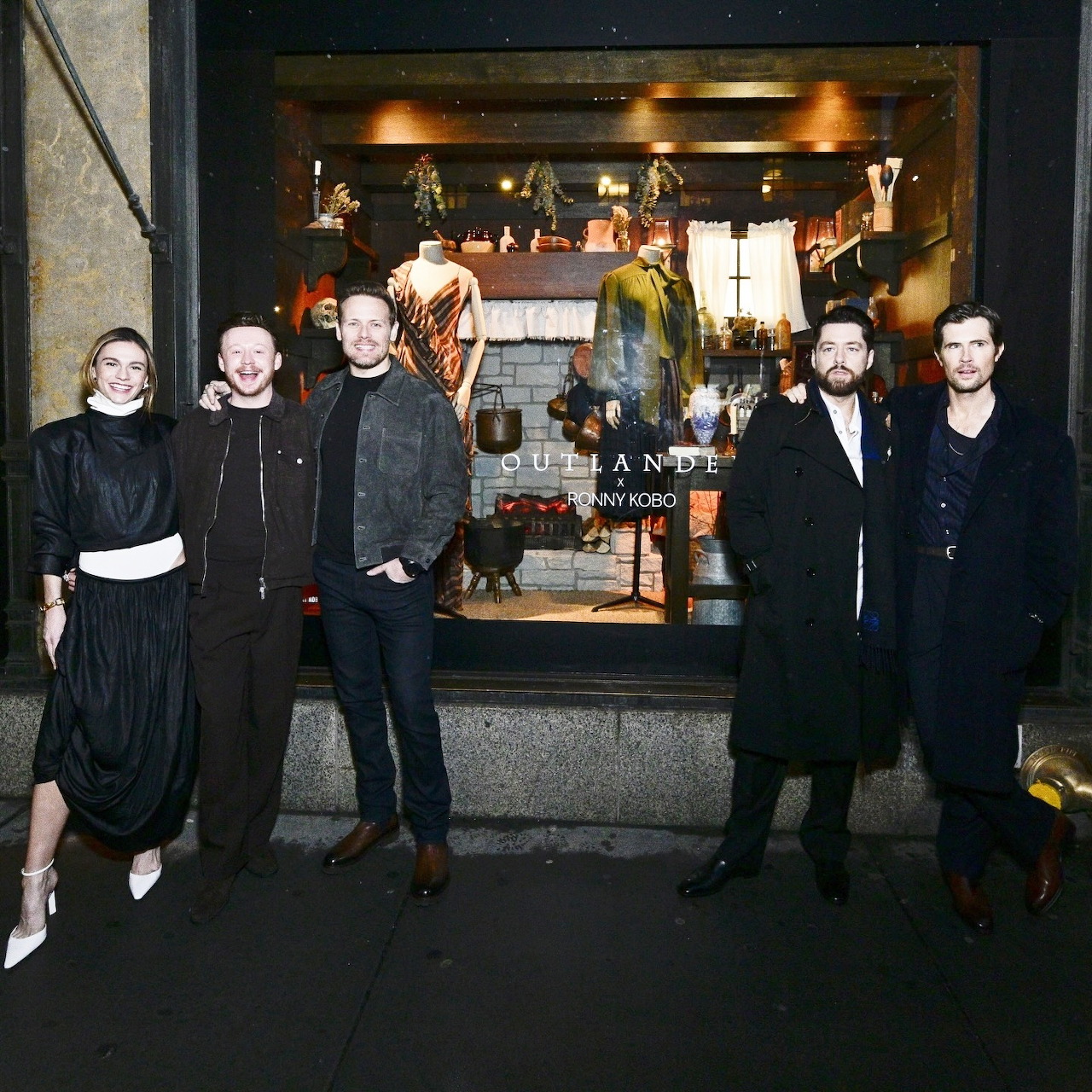Outlander Cast Photo