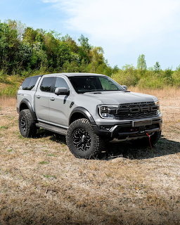Ford Ranger Raptor Off-Road Truck