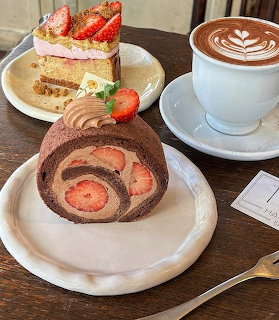 Swiss Roll Latte