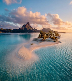 Bora Bora Tropical Lagoon Sunset