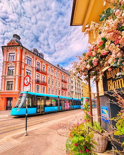 European City Street Tram