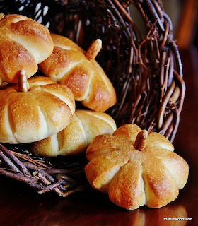 Pumpkin-Shaped Dinner Rolls