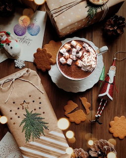 Cocoa Marshmallows and Christmas Gifts