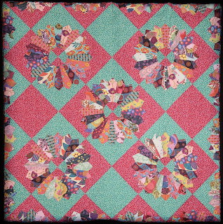Dresden Plate Quilt Pattern