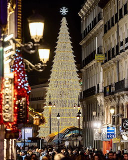 Christmas City Street Scene