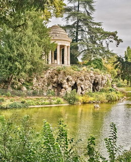 Bois de Vincennes Lake