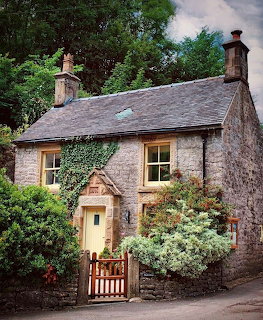 Stone Cottage with Garden