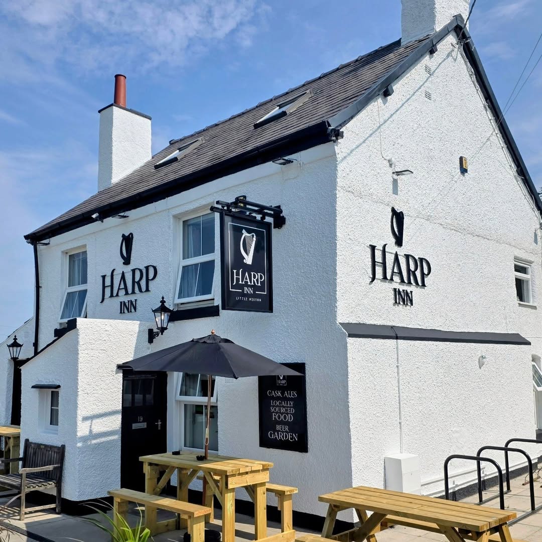 The Harp Inn Pub