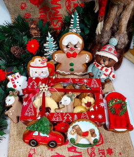Christmas Gingerbread Cookies Display