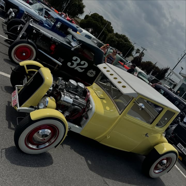 Vintage Hot Rod Cars