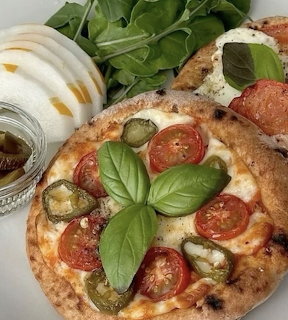 Margherita Pizza Basil