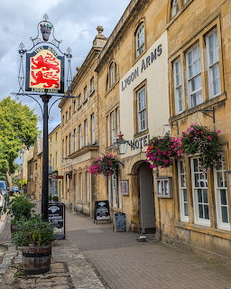 Lygon Arms Hotel