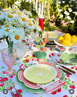 Summer Garden Table Setting