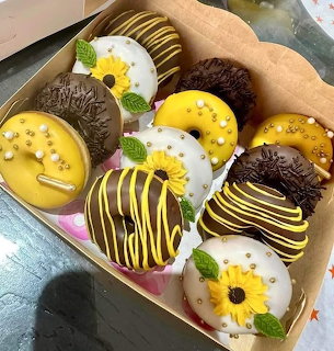 Decorated Donuts Box