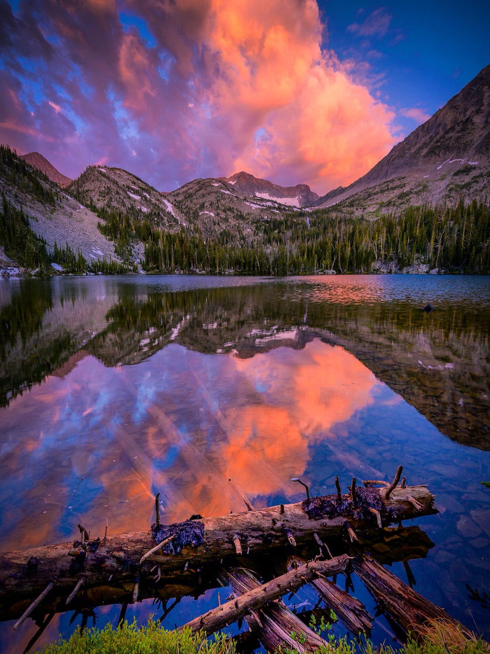 Mountain Lake Sunrise Reflection
