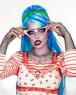 Blue Hair Retro Pin-Up Girl