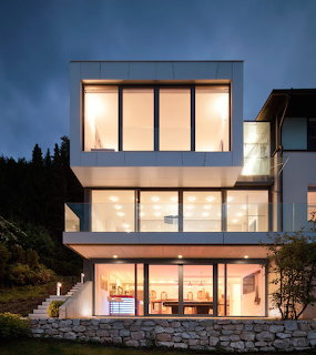 Modern Lit House