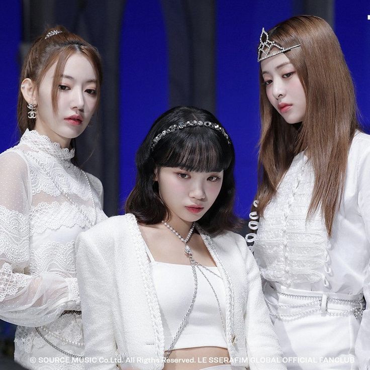 Sakura, Chaewon & Yunjin
