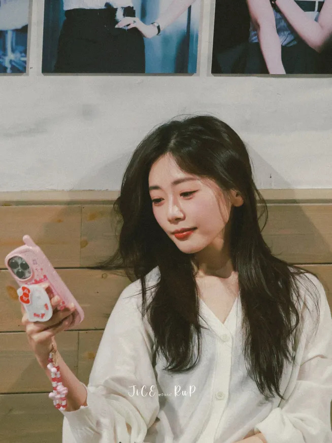 Portrait of Jiu, member of K-pop group Dreamcatcher