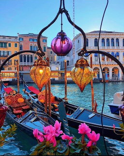 Venice Gondola Lamps
