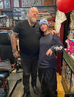 Tattoo Shop Friends