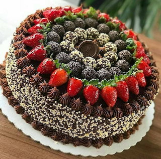 Chocolate berry cake