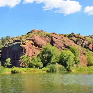 Red Rock Lakeshore