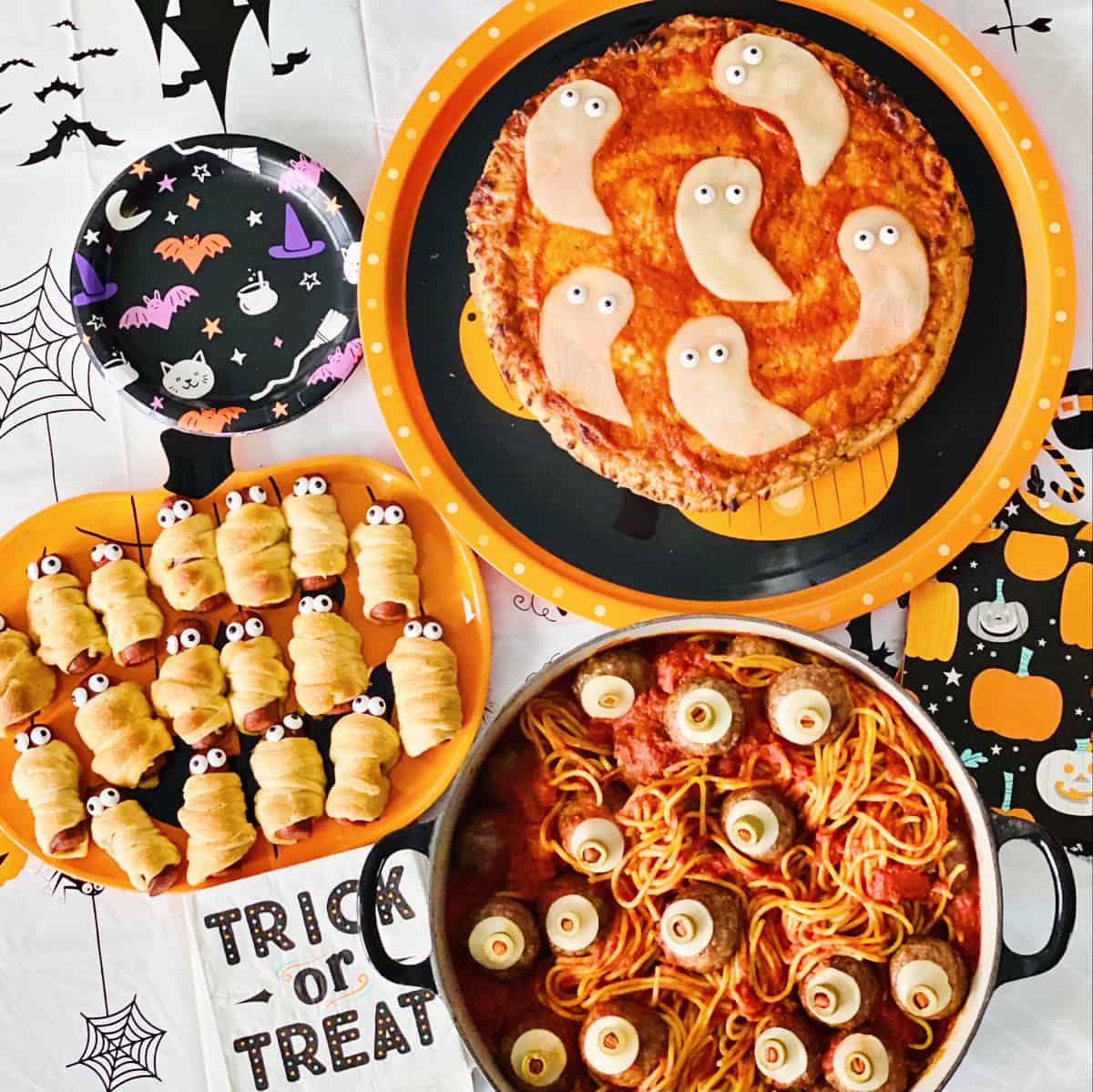 Halloween Ghost Pizza Party