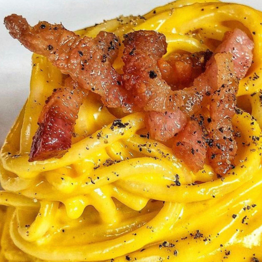 Pasta Carbonara with Bacon