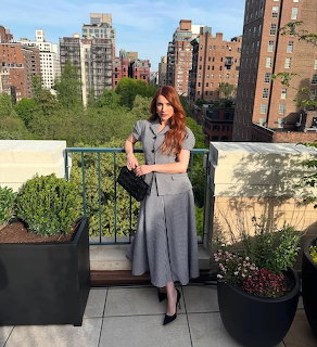 Emma Roberts Rooftop