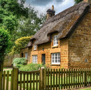 Thatched Cottage Garden