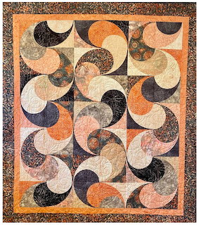 Curved Patchwork Quilt