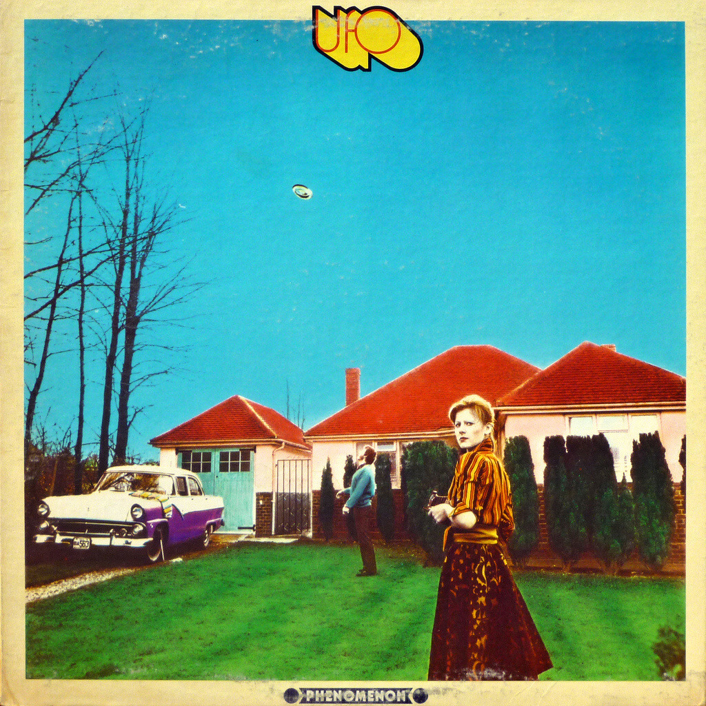 Vintage House Lawn