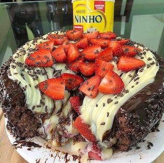 Strawberry Chocolate Cake