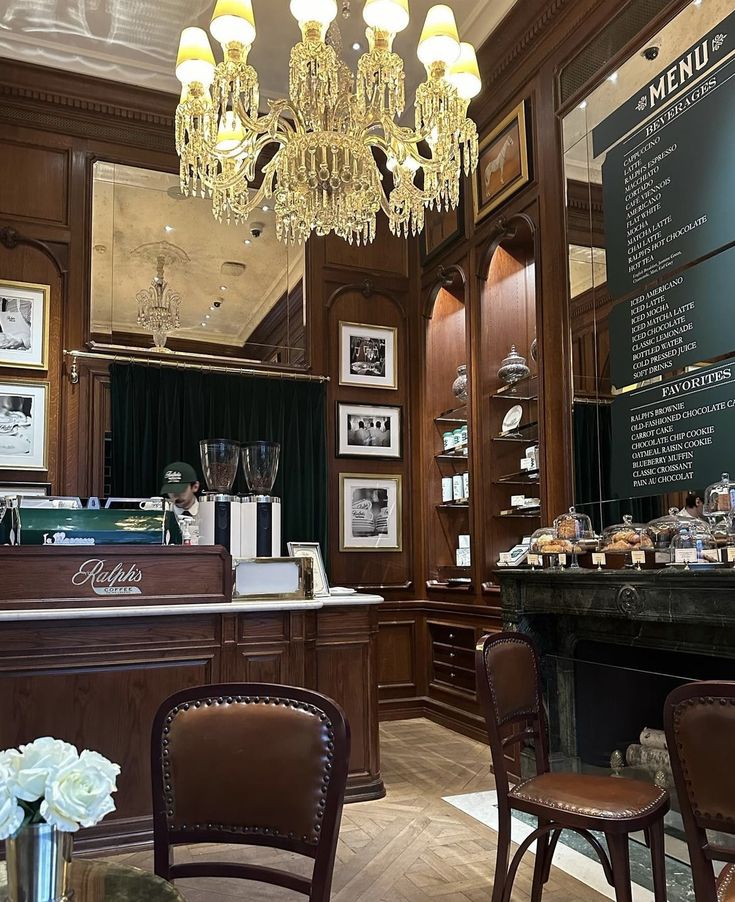 Ralph's Coffee Interior