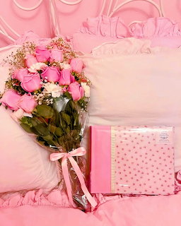 Pink Rose Bouquet Bedroom