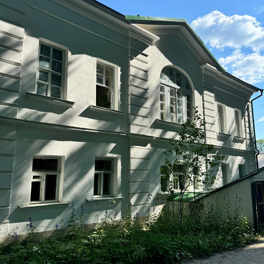 Yasnaya Polyana Estate Russia
